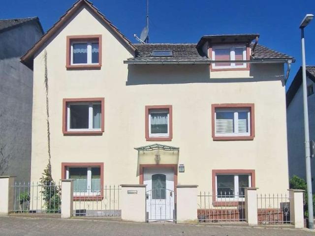 Haus zum Kaufen in Bad Schwalbach 415.000,00 EUR 189 m²