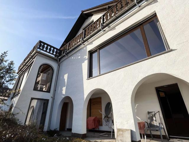Haus zum Kaufen in Bad Schwalbach 449.000,00 EUR 249 m²
