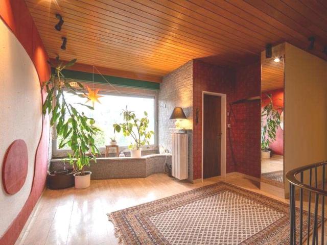 Haus zum Kaufen in Bad Soden Altenhain 990.000,00 EUR 254 m²
