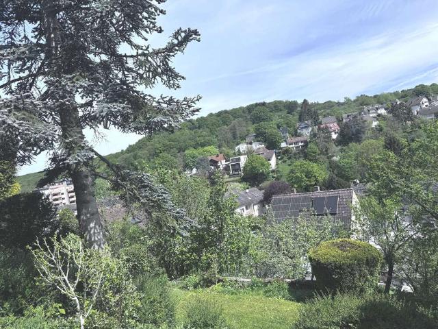 Haus zum Kaufen in Bad Soden Altenhain 990.000,00 EUR 254 m²