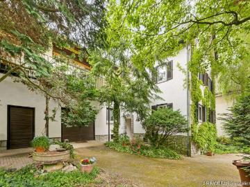 Haus zum Kaufen in Bad Soden am Taunus Neuenhain 599.000,00 EUR 261 m²