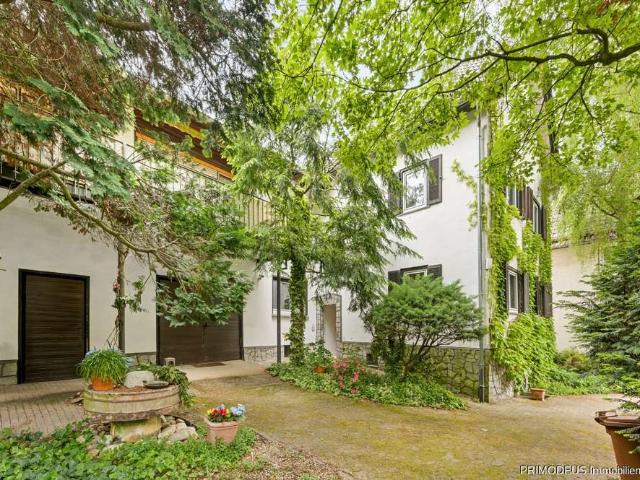 Haus zum Kaufen in Bad Soden am Taunus Neuenhain 599.000,00 EUR 261 m²