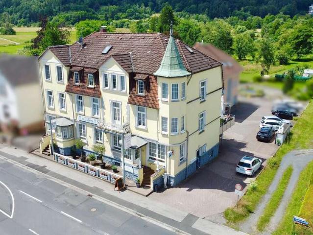 Haus zum Kaufen in Bad Soden Salmünster 649.000,00 EUR 371.34 m²