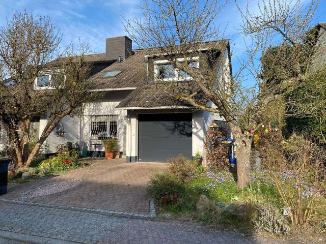 Haus zum Kaufen in Bad Vilbel 895.000,00 EUR 137.3 m²