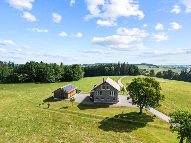 Haus zum Kaufen in Bad Wurzach 1.295.000,00 EUR 208 m²