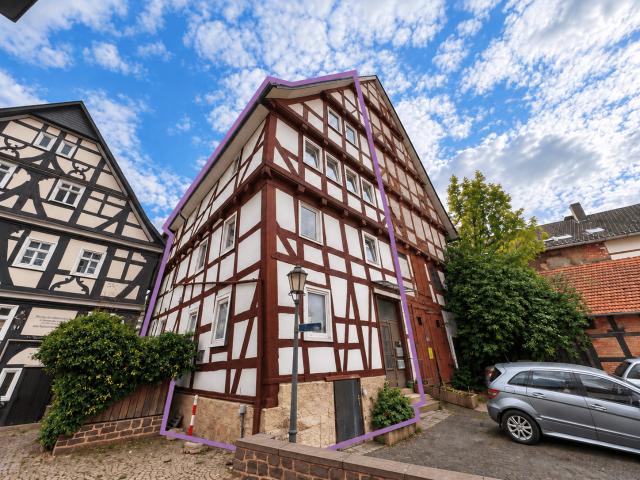 Haus zum Kaufen in Bad Wildungen 299.000,00 EUR 257 m²