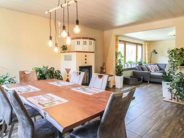Haus zum Kaufen in Bad Wildbad 479.000,00 EUR 204.42 m²