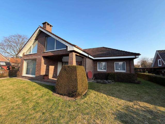 Haus zum Kaufen in Bad Zwischenahn 435.000,00 EUR 121.43 m²