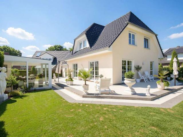 Haus zum Kaufen in Bad Zwischenahn 549.000,00 EUR 138 m²