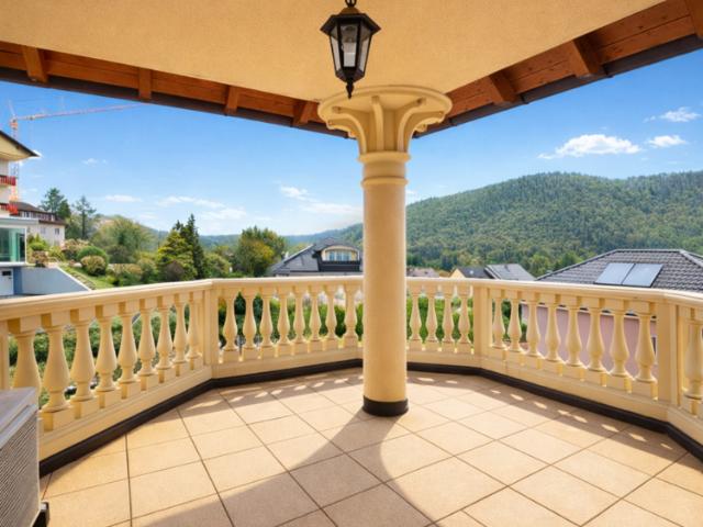 Haus zum Kaufen in Badenweiler 3.500.000,00 EUR 407 m²