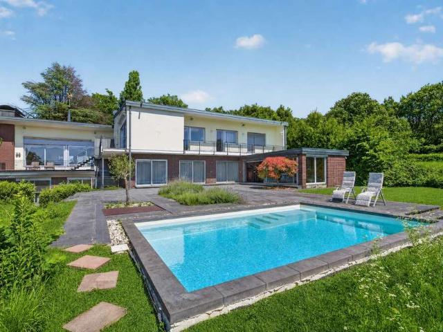Haus zum Kaufen in Baden Baden 1.350.000,00 EUR 566.66 m²