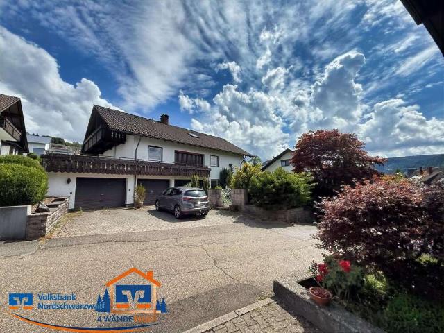 Haus zum Kaufen in Baiersbronn 450.000,00 EUR 223.13 m²