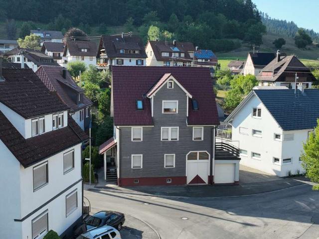 Haus zum Kaufen in Baiersbronn 491.000,00 EUR 194.71 m²