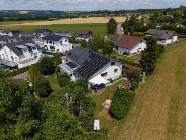 Haus zum Kaufen in Baindt 1.668.000,00 EUR 450 m²