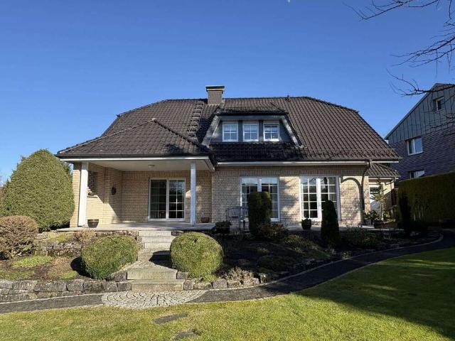 Haus zum Kaufen in Barntrup 348.000,00 EUR 191 m²