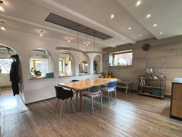 Haus zum Kaufen in Barsinghausen 555.000,00 EUR 319 m²