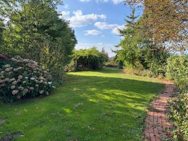 Haus zum Kaufen in Barsinghausen Holtensen 449.900,00 EUR 200 m²