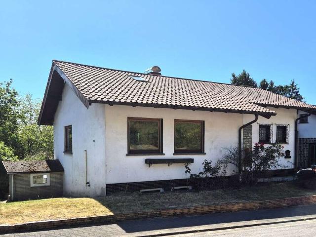 Haus zum Kaufen in Bexbach 280.000,00 EUR 180 m²
