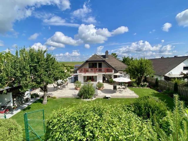 Haus zum Kaufen in Bechtheim 595.000,00 EUR 200 m²