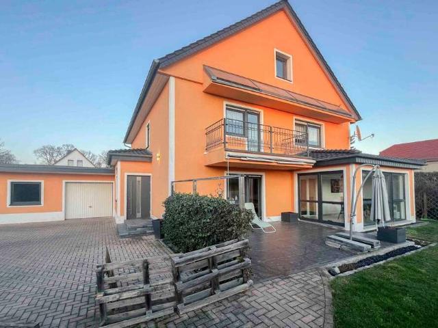 Haus zum Kaufen in Belgershain 470.000,00 EUR 281.24 m²