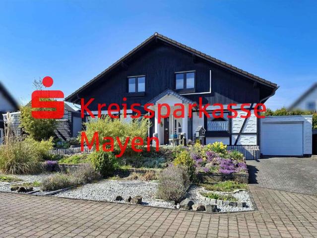 Haus zum Kaufen in Bell 599.000,00 EUR 219 m²