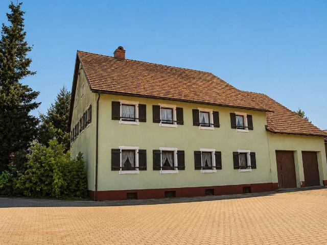 Haus zum Kaufen in Bergen 295.000,00 EUR 200 m²