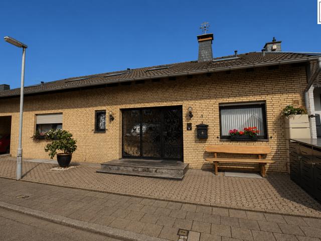 Haus zum Kaufen in Bergheim 1.099.000,00 EUR 500 m²