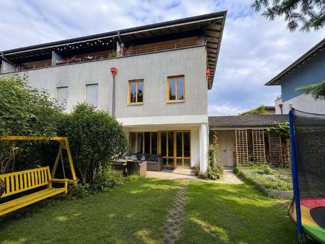 Haus zum Kaufen in Bergholz Rehbrücke 520.000,00 EUR 128 m²