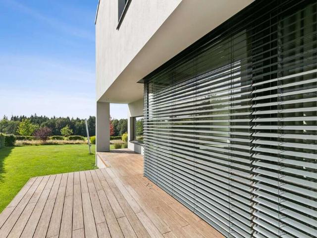 Haus zum Kaufen in Bergisch Gladbach 1.650.000,00 EUR 239 m²