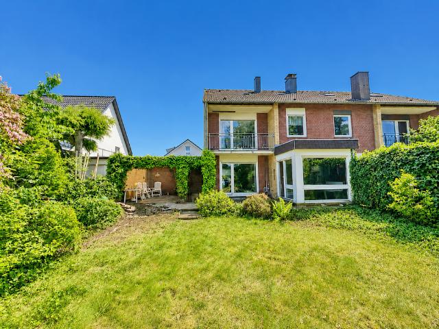 Haus zum Kaufen in Bergisch Gladbach 475.000,00 EUR 106 m²