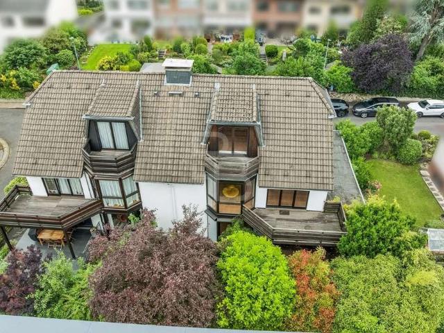 Haus zum Kaufen in Bergisch Gladbach 649.000,00 EUR 183 m²