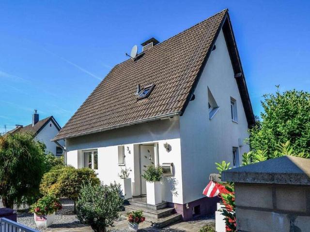 Haus zum Kaufen in Bergisch Gladbach 789.000,00 EUR 220 m²