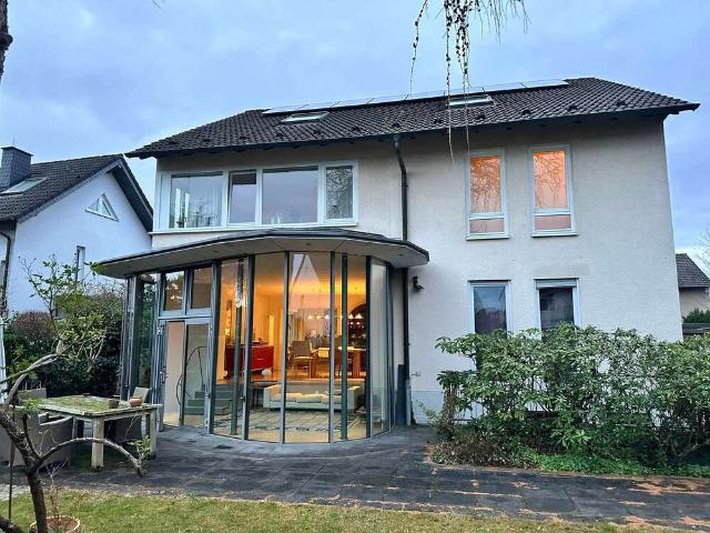 Haus zum Kaufen in Bergisch Gladbach 799.000,00 EUR 265 m²