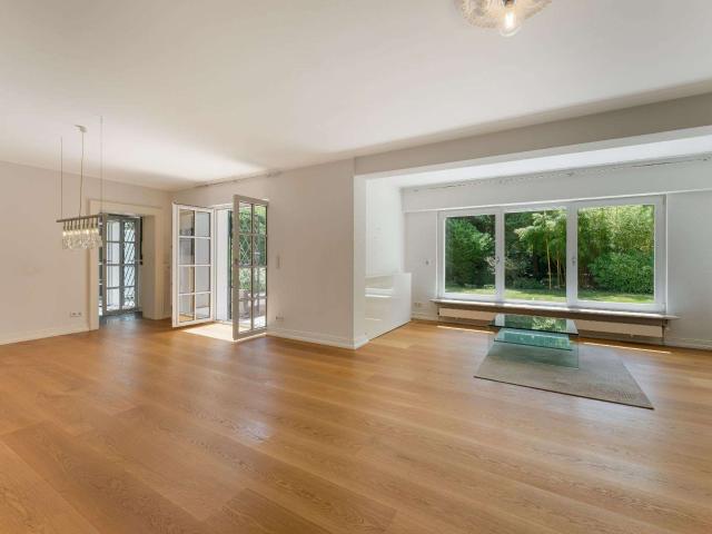 Haus zum Kaufen in Bergisch Gladbach 895.000,00 EUR 202.21 m²