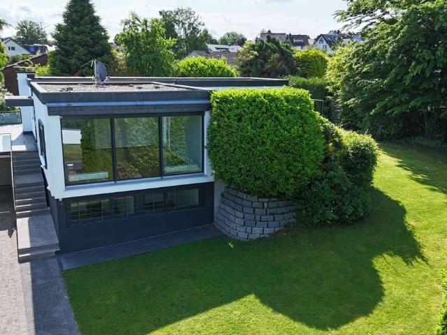 Haus zum Kaufen in Bergisch Gladbach 897.000,00 EUR 150 m²