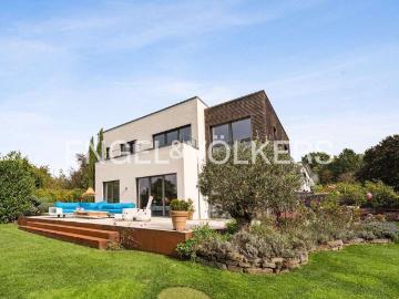 Haus zum Kaufen in Bergisch Gladbach Bensberg 1.795.000,00 EUR 250 m²
