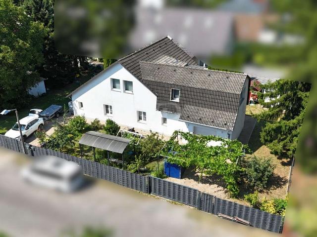 Haus zum Kaufen in Berlin Marzahn 790.000,00 EUR 218.26 m²
