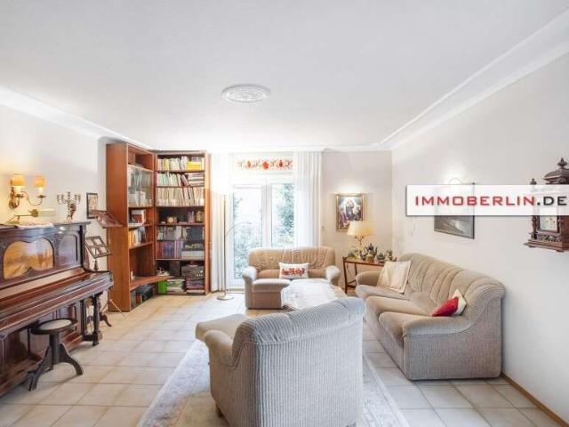 Haus zum Kaufen in Berlin Altglienicke 749.000,00 EUR 203 m²