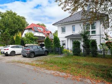 Haus zum Kaufen in Berlin Blankenburg 1.250.000,00 EUR 180 m²
