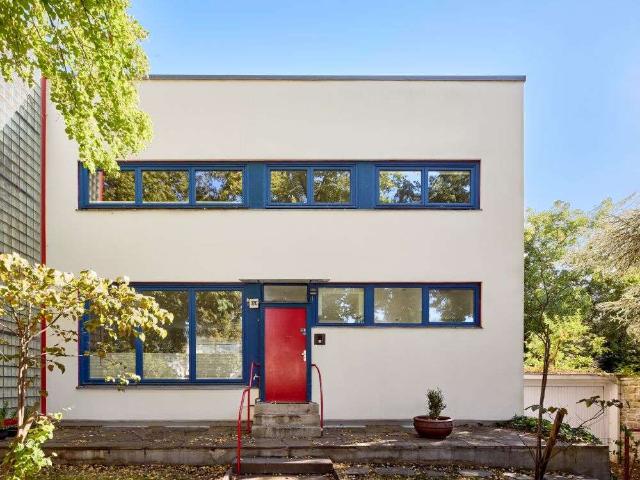 Haus zum Kaufen in Berlin Dahlem 1.490.000,00 EUR 230 m²