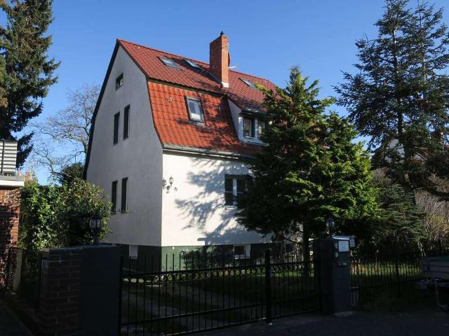 Haus zum Kaufen in Berlin Lichtenrade 925.000,00 EUR 217 m²