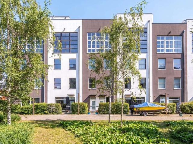 Haus zum Kaufen in Berlin Rummelsburg 1.750.000,00 EUR 220 m²