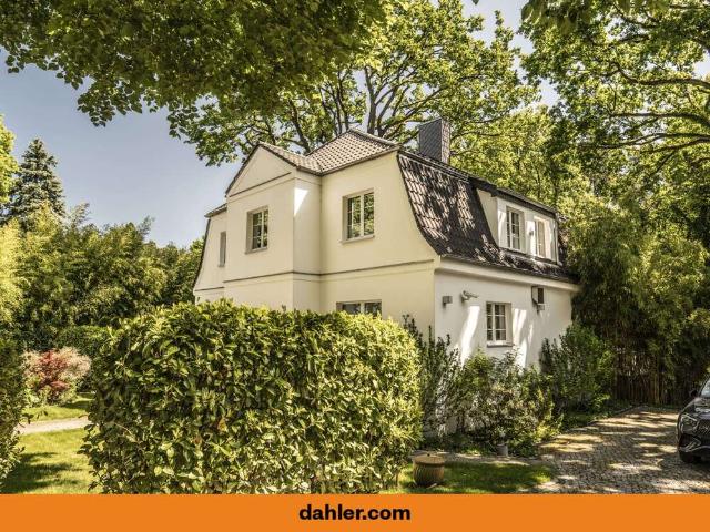 Haus zum Kaufen in Berlin Wannsee 2.390.000,00 EUR 270 m²