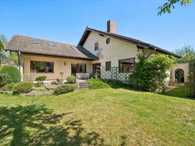Haus zum Kaufen in Berlin Zehlendorf 990.000,00 EUR 218 m²