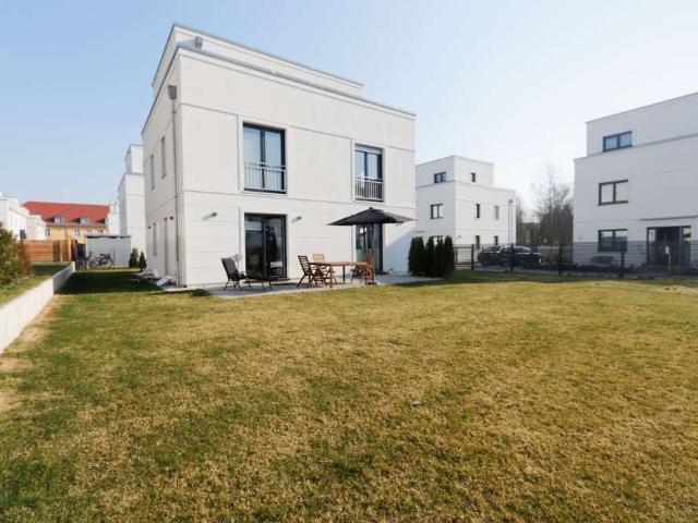 Haus zum Kaufen in Berlin 1.070.000,00 EUR 195.57 m²