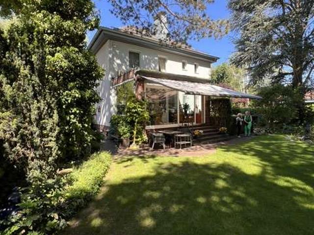 Haus zum Kaufen in Berlin 1.190.000,00 EUR 198 m²