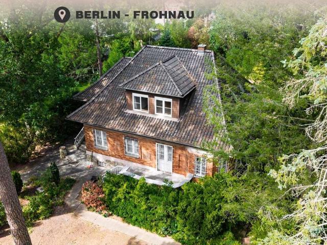Haus zum Kaufen in Berlin 1.200.000,00 EUR 176.84 m²