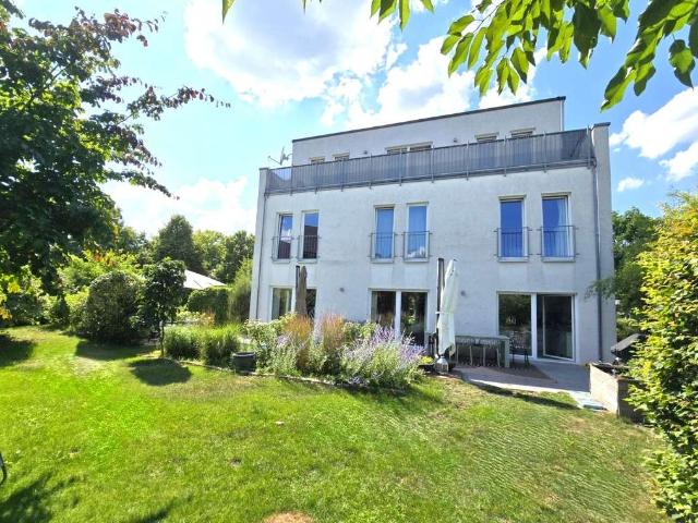 Haus zum Kaufen in Berlin 1.200.000,00 EUR 185 m²