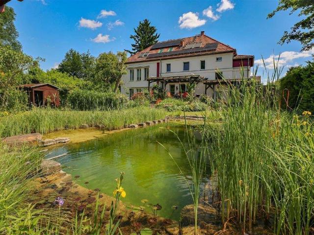 Haus zum Kaufen in Berlin 1.495.000,00 EUR 410 m²