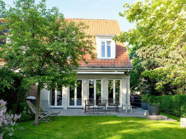 Haus zum Kaufen in Berlin 1.490.000,00 EUR 190 m²